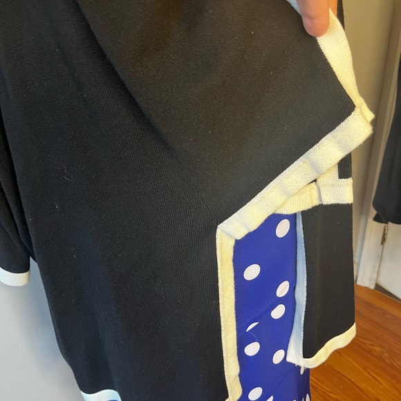 NWOT Chico’s Cape in Black and Cream! - Picture 8 of 9